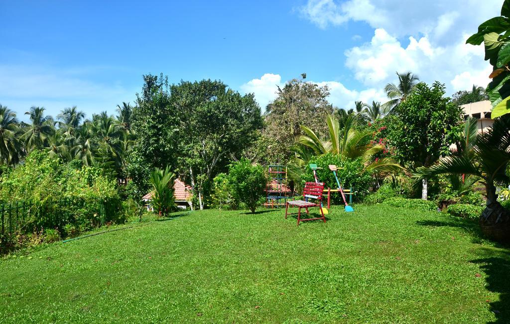 Vascodagama Beach Resort Kappad Exteriör bild