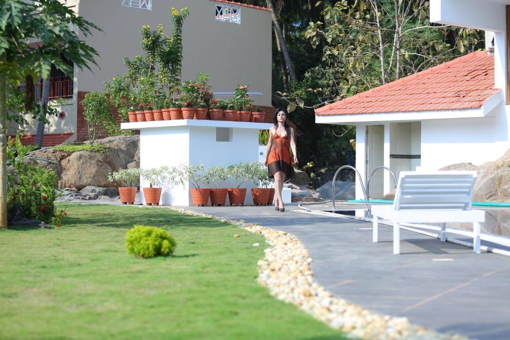 Vascodagama Beach Resort Kappad Rum bild